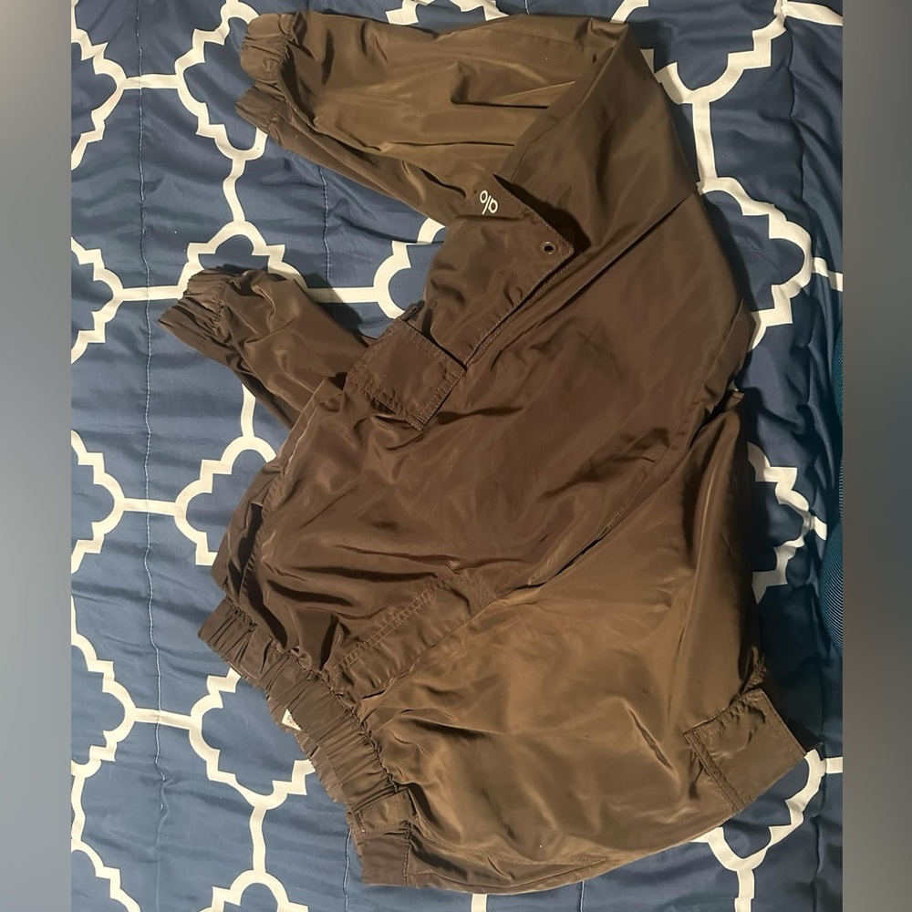Alo yoga cargo